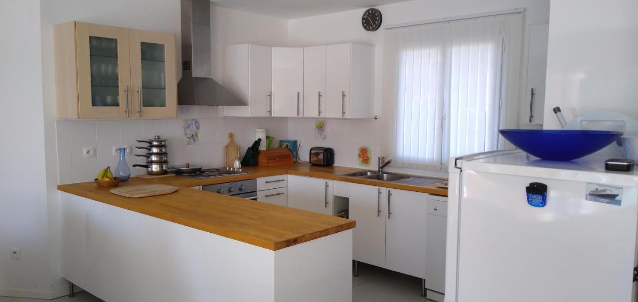 Poppey Villa Peret Bagian luar foto